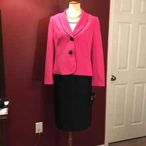 Le Suit® Rosebud Black Shawl Collar Skirt …